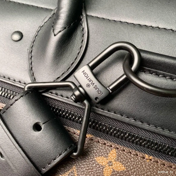 WIS PM STEAMER LOUIS VUITTON 0815
